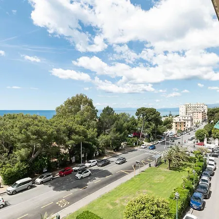 Amalia Stay, Sea Front And 50 Meters From The Station ג'נובה