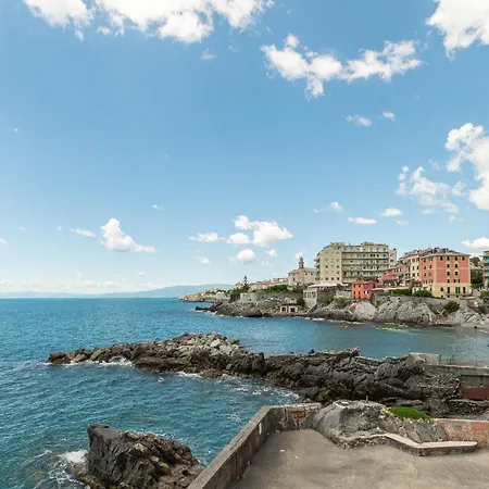 Amalia Stay, Sea Front And 50 Meters From The Station